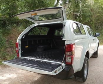 Hard Top Isuzu D-Max 2020 en adelante Extra Cabina con ventanas correderas